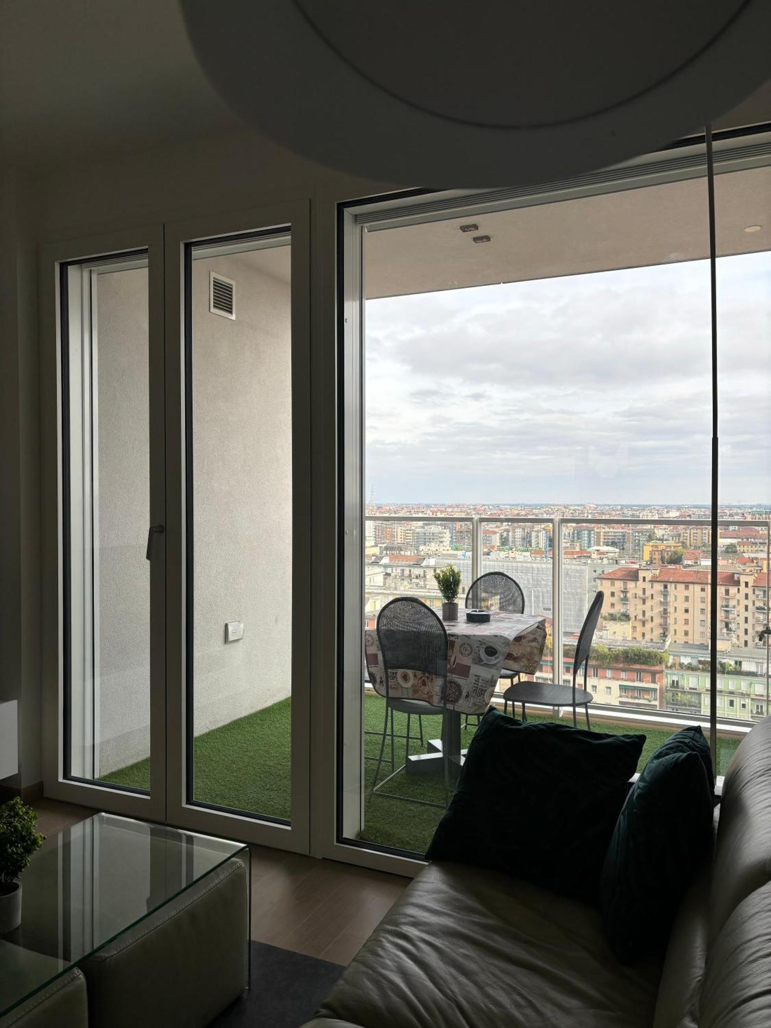 Torre Milano Skyview Suite Gym Pool & Rooftop Dış mekan fotoğraf